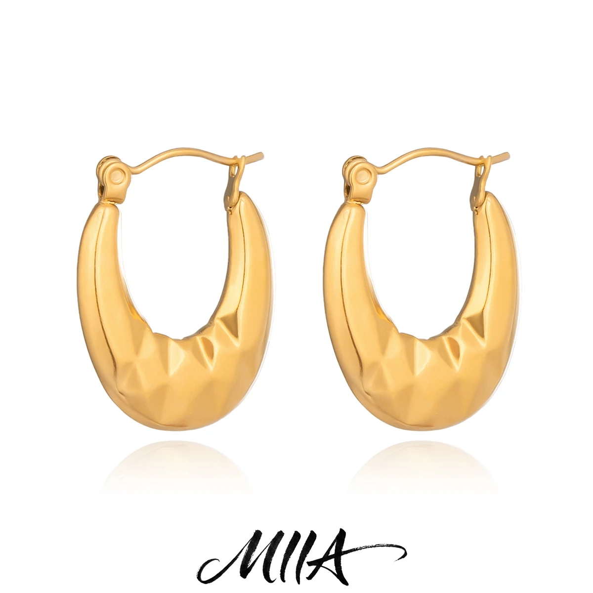 Miia Jewelry 18K Gold Hammered Huggie Hoop Earrings Stainless Steel Chunky U‑Shape Oval Earrings For Women