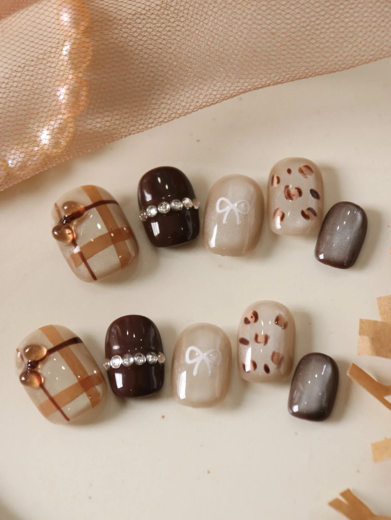 10Pcs Press on Nails Short Brown Cat Eyes Acrylic Press on Nails Fake Nails Includes 1 Sheet Adhesive Tabs & 1 Pc Mini File
