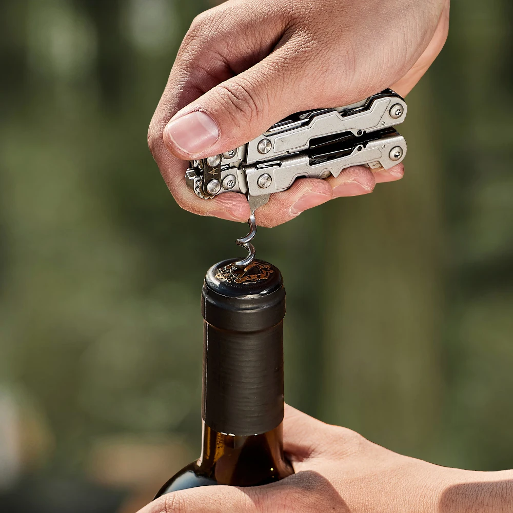 SOG PowerLitre Multiutensile 19 in 1 con pinza pieghevole, mini utensili manuali tascabili, attrezzatura di sopravvivenza EDC compatta per il campeggio all'aperto