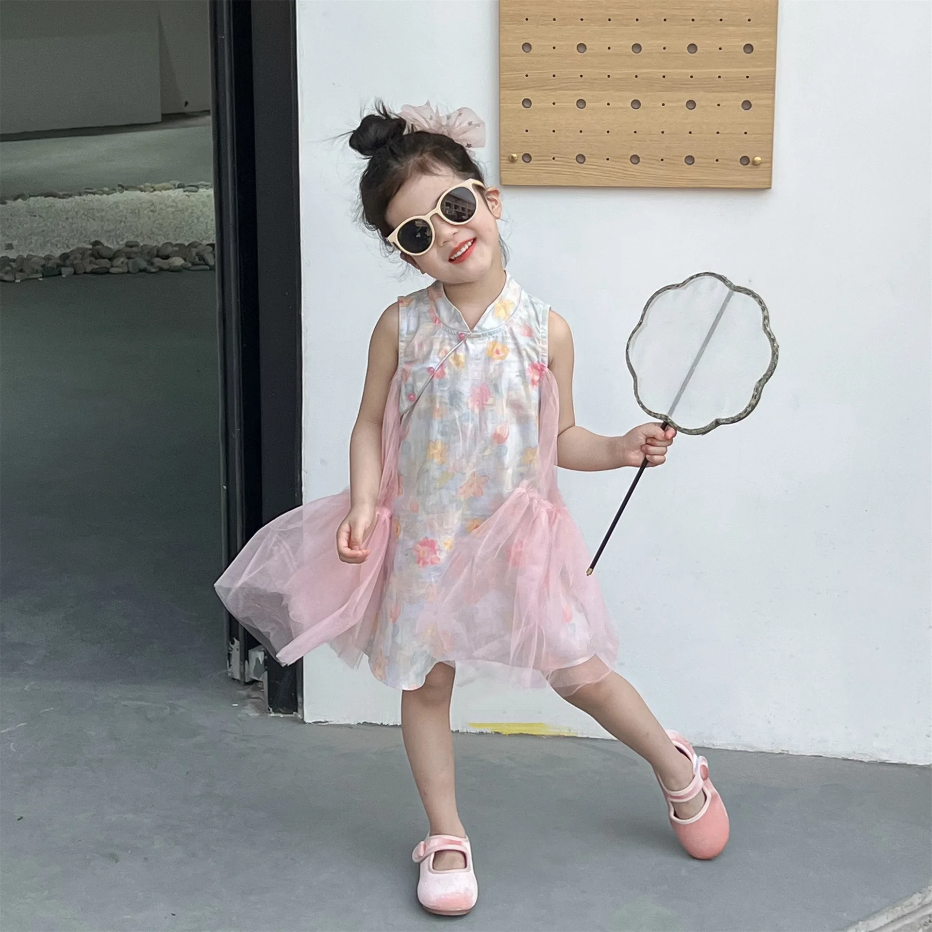 Girls Skirts 2024 Summer New Childrens Dress Powder Flower New Chinese Retro Disc Buckle Improved Dress Patchwork Tank Skirt