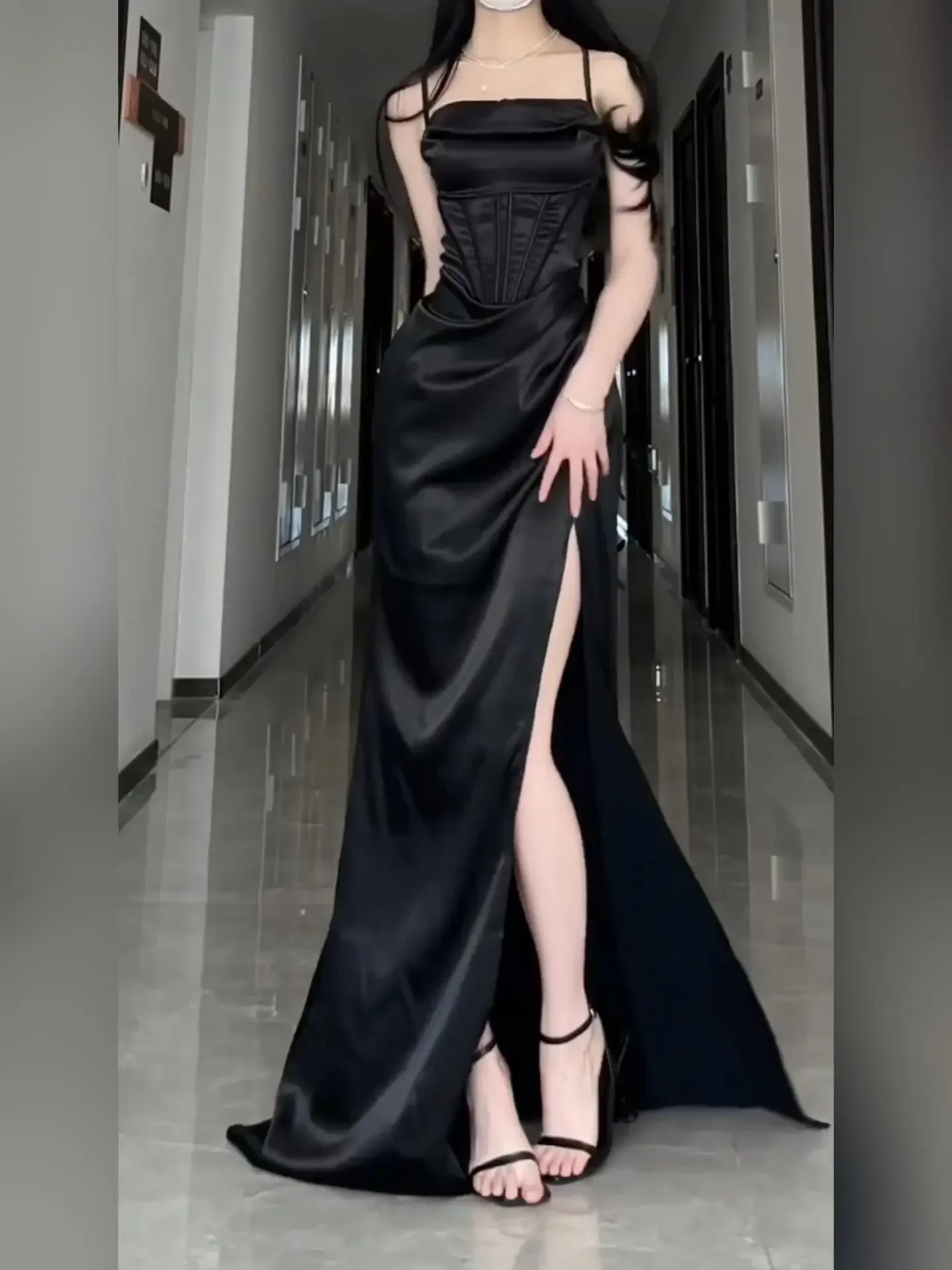 Ofallsis Large Sexy Black Split Spaghetti Strap Dress 2024 Women Summer New High Sense Slim Fit Party Dresses Length Female