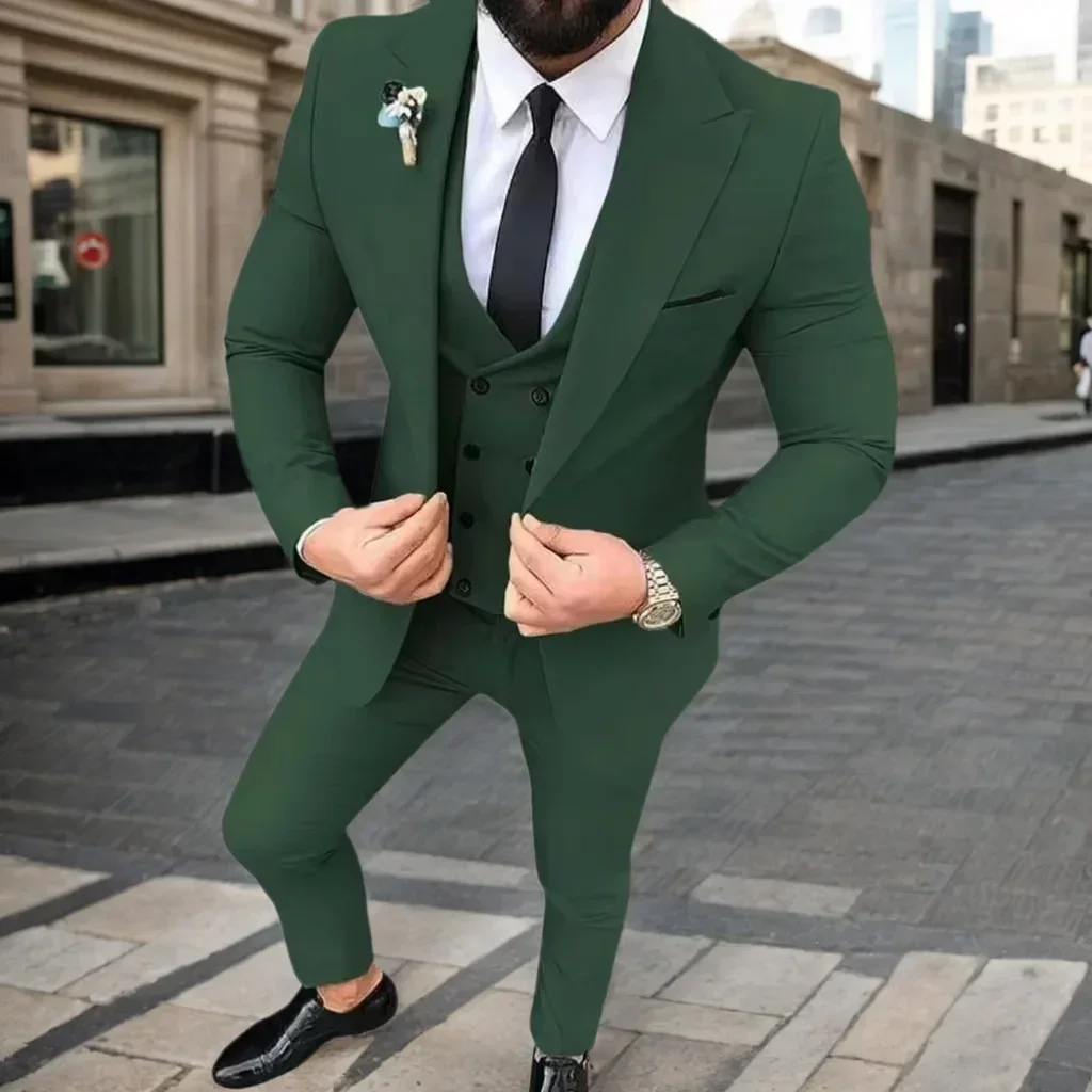 

Elegant Slim Fit 3PCS Men's Tuxedo Suit with Peak Lapel Blazer Vest Pant Set for Business Prom Wedding High-Quality Formal Wear