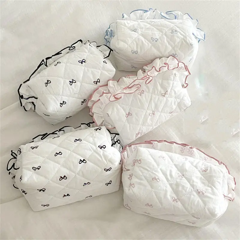 Home Fashion Women Lace Makeup Zipper Bag Cute Bowknot Portable Lipstick Makeup Handbag Pouch Female Lingge Mini Clutch Bag