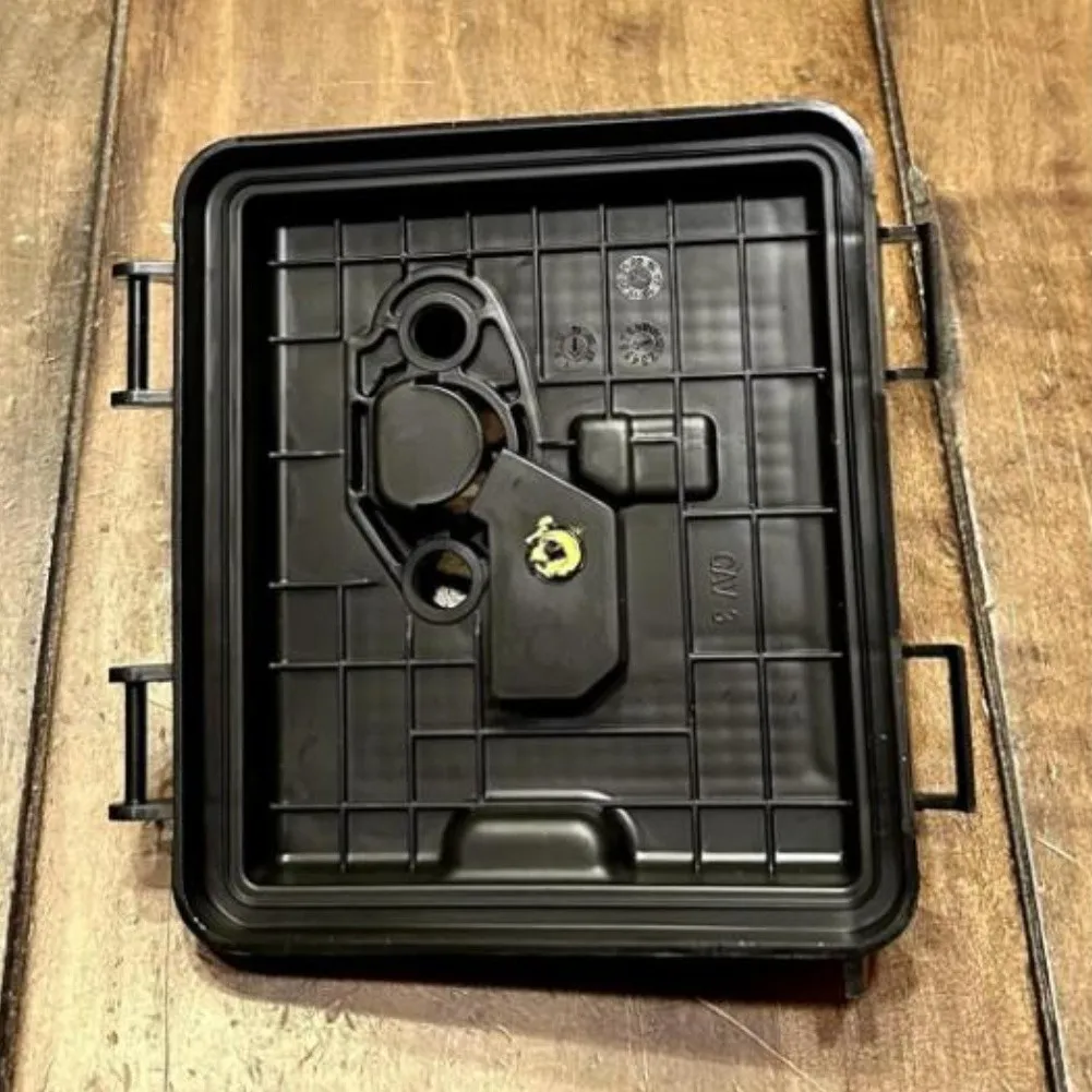 Black Air Filter Housing Engine Air Filter Housing Lawn Mower Easy Installation Precision Fit Debris Filtration