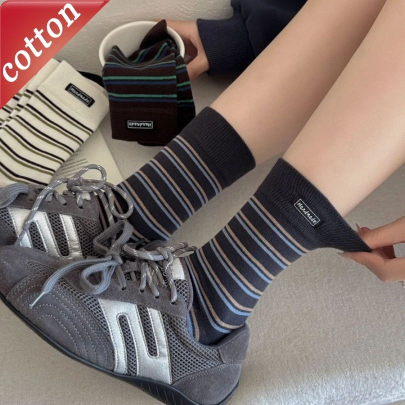 

Women's Socks Korean Striped Harajuku Retro Simple Casual Versatile Mid Tube Socks Winter Comfortable High-quality Cotton Socks
