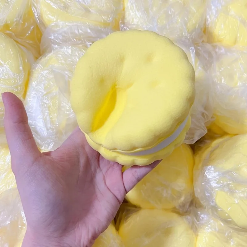 9cm Slow Rising Squishy Toys, 3 Layers Super Soft Realistic Sandwich Cookie Squeeze Toy, Food Squishies for Stress Relief