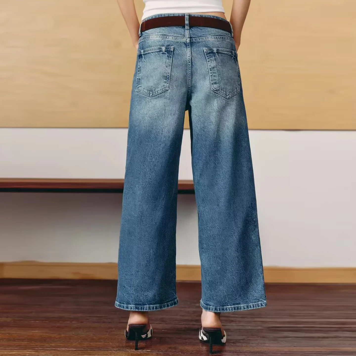 Z High Waist Wide Leg Seven-Foot Jeans for Women Faionable Belted Denim Pants European Sle Autumn Season Ladies' Jeans