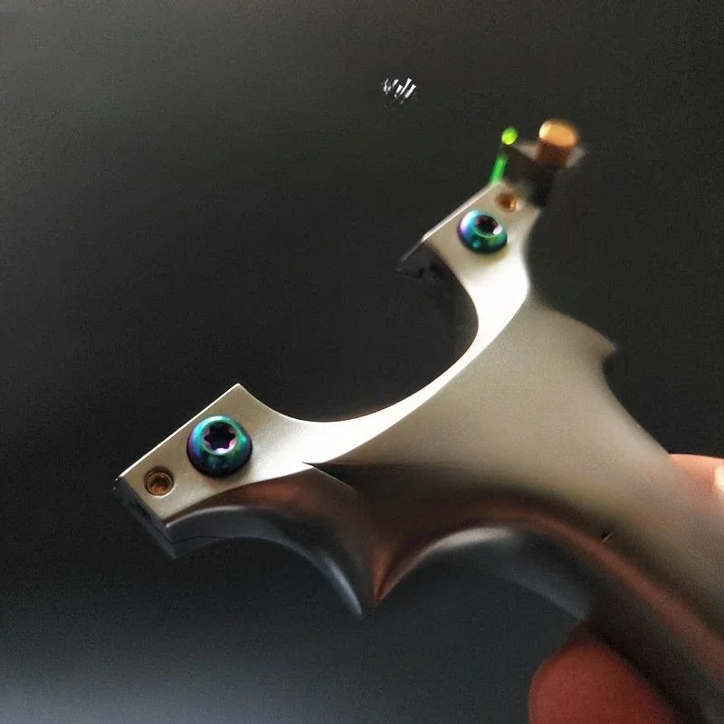 Titanium alloy little monster, flat leather bow, screw fixing integrated, pressing, outdoor handle player