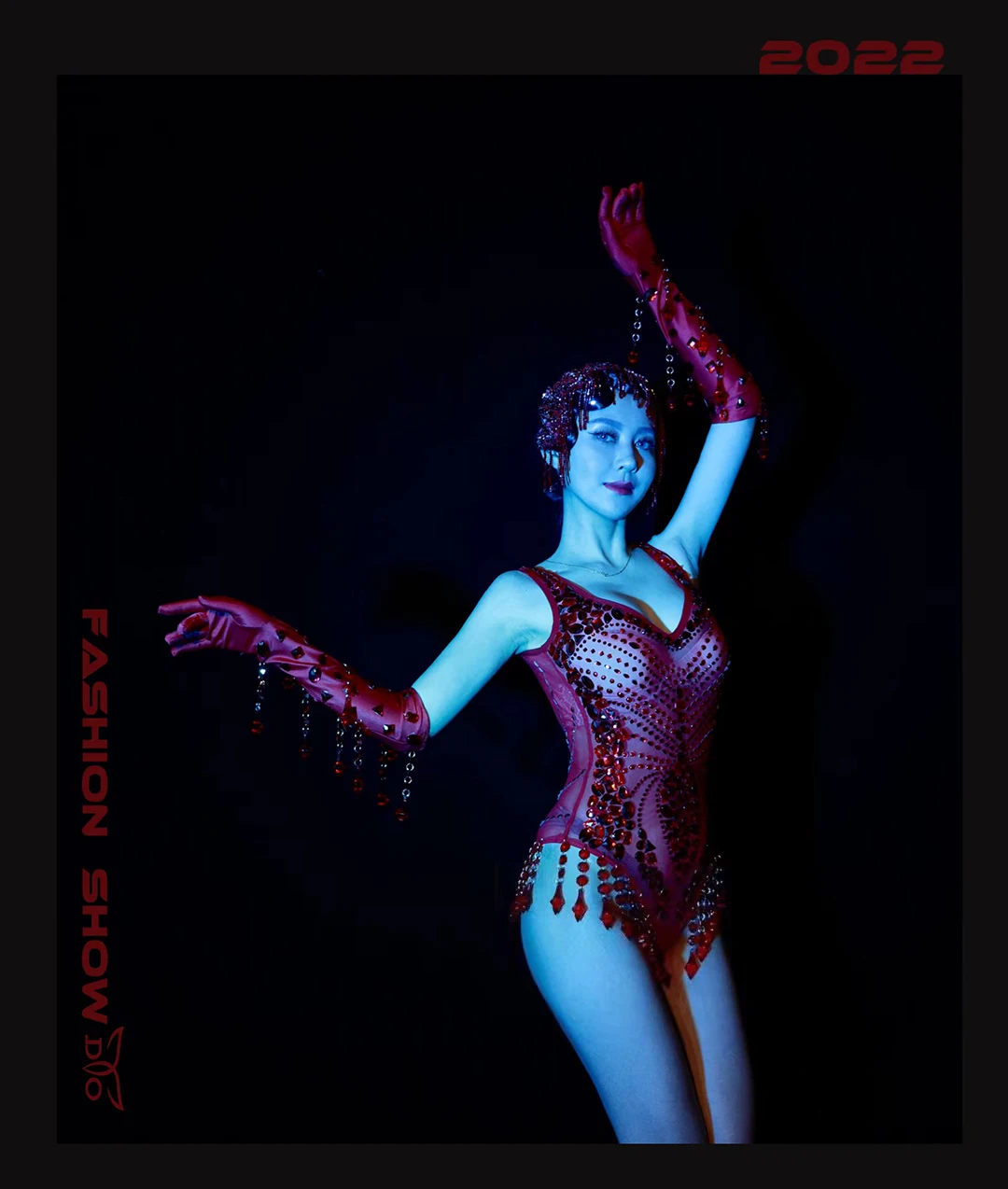 2025 Rode Strass Jumpsuit Pole Dance Kostuum Hoofddeksels Danser Zanger Stadiumkostuum Nachtclub Bar Party Carnaval Kleding yj423