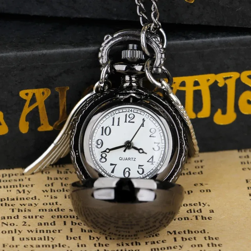 أسود ناعم كروية كوارتز ساعة الجيب أجنحة الأرقام العربية الهاتفي هدايا الطلاب للجنسين خمر قلادة على مدار الساعة الهدايا
