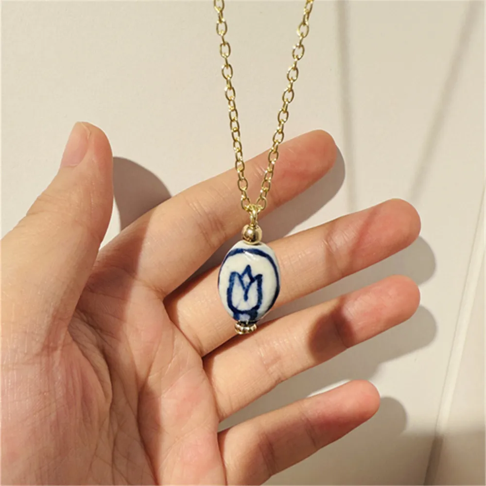 

European And American Retro Ceramic Pendant Necklace Elegant Simple Women's Jewelry Accessories