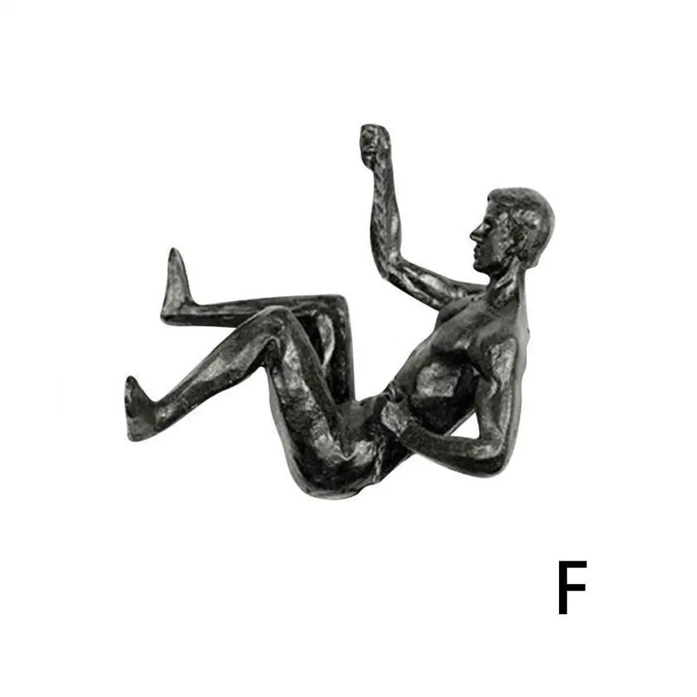 Athlete Rock Climbing Man Resin Background Wall Hanging Decoration Sculpture Statue Figures Creative Rock Climber Statue Pendant