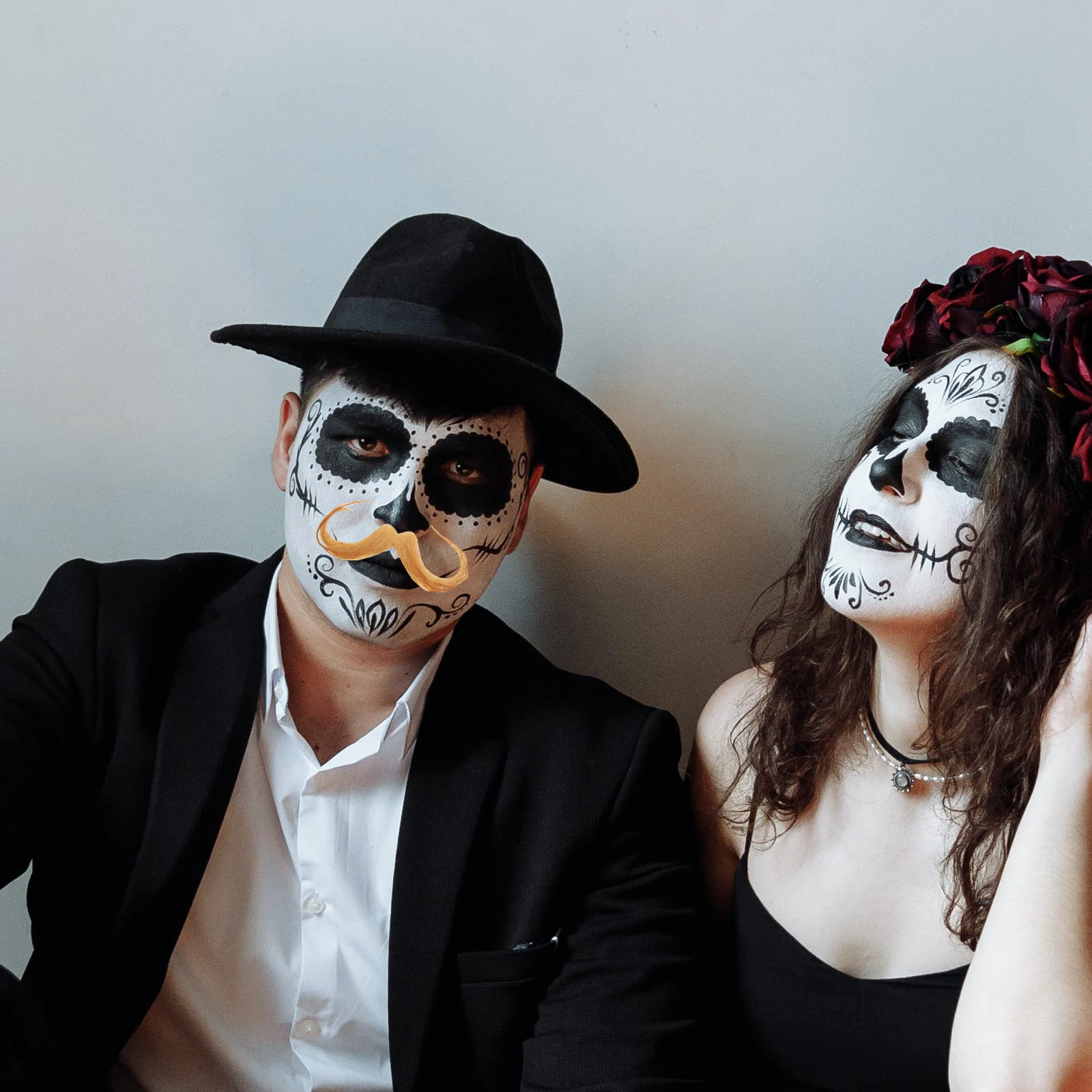 Barba finta Baffi realistici Autoadesivi Uomini Decorazioni per feste cosplay di Halloween Vestibilità comoda Materiale di stoffa di simulazione