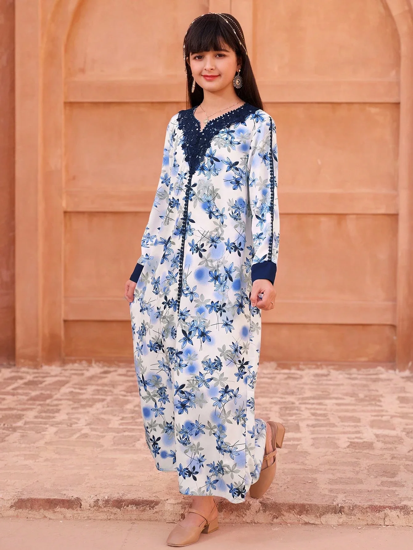 

Платье-кафтан с цветочным принтом и контрастным кружевом, с длинными рукавами, для женщин