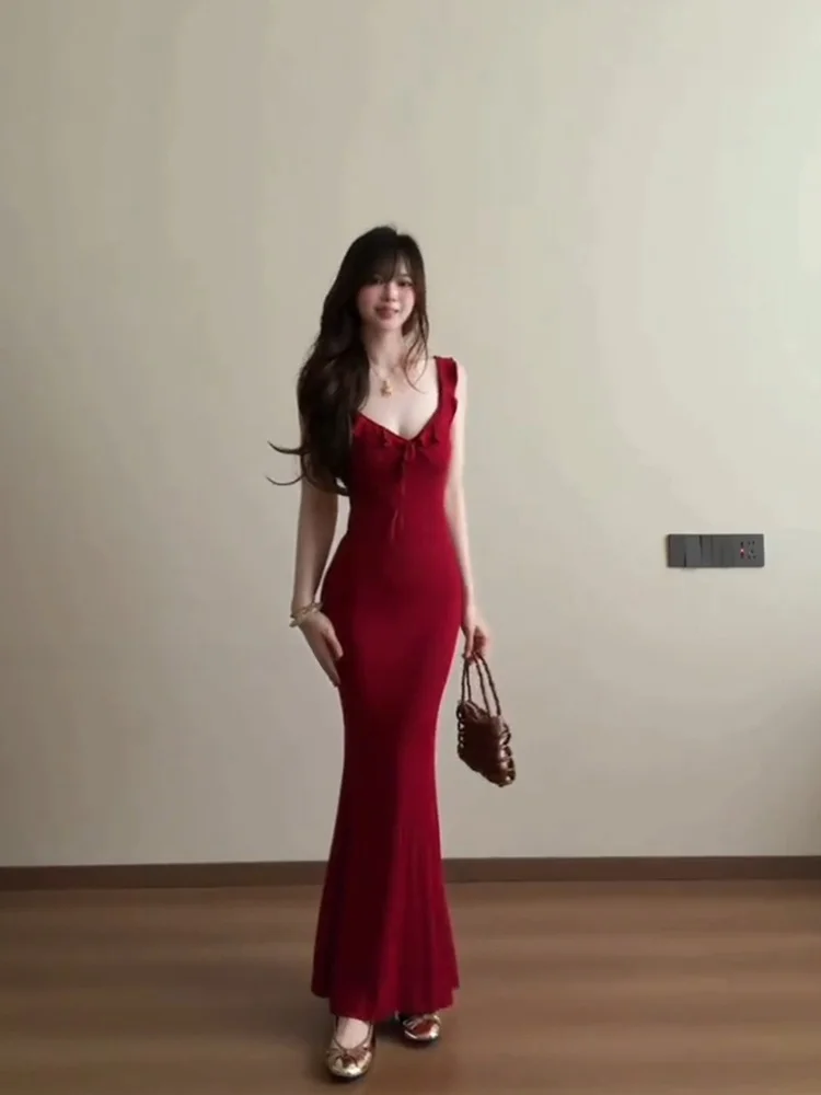 

Red Slim Fit Holiday Dress Women's High Waist Ruffle Hem Gown French Style Spring Summer V Neck Strapless a Line Dress