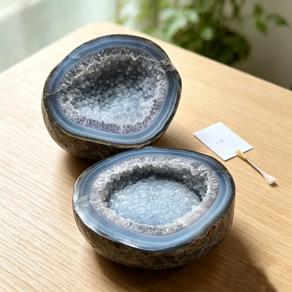 Large Size Natural Crystal Agate Geode Ornament, Home Decor Stone for Entrance, Healing Mineral Decoration, Perfect Gift Option