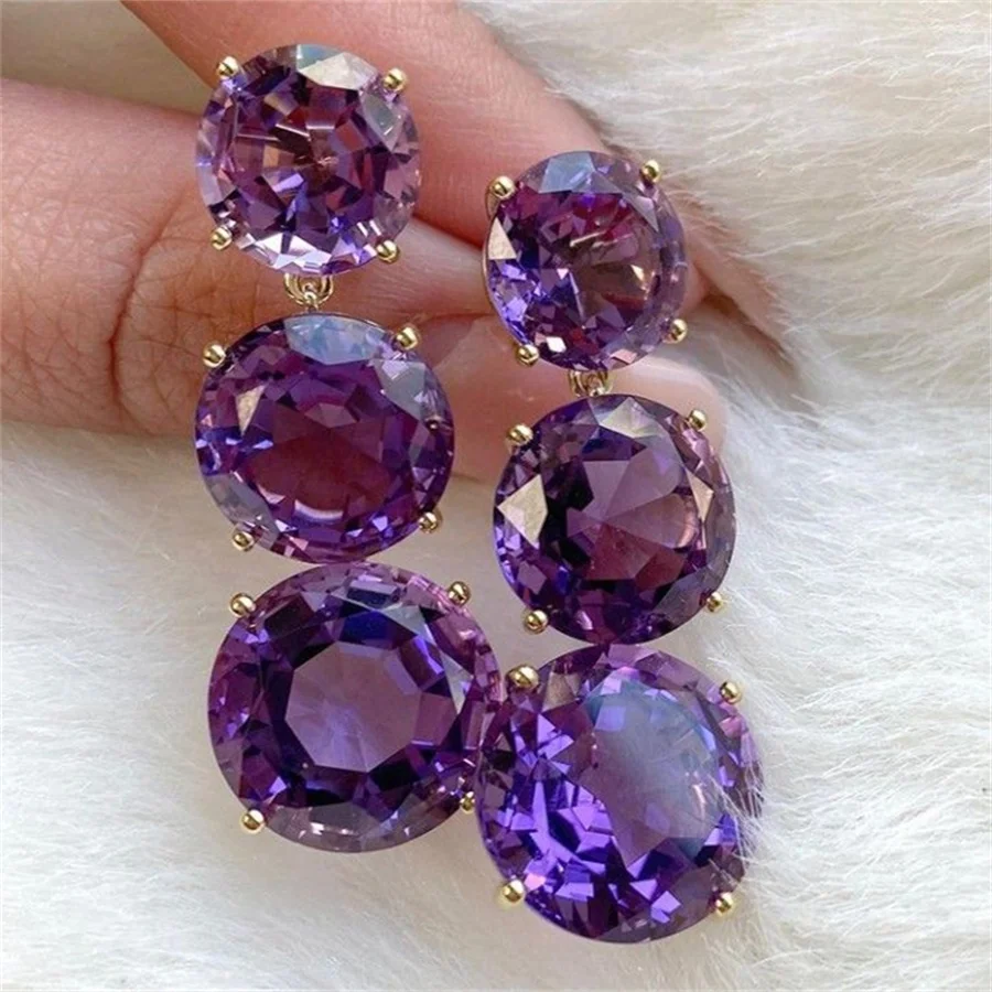 Exquisite Eingelegte Lila CZ Hängeohrringe für Damen Trendige Goldfarbene Geometrische Alltags- und Partyschmuck Jubiläumsgeschenk