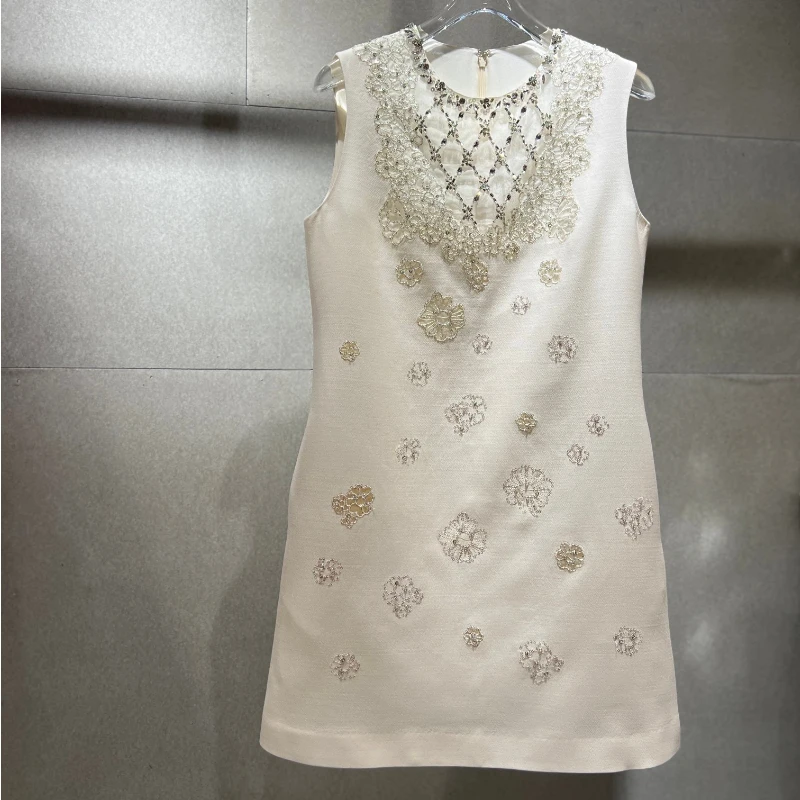 

Summer Embroidered Floral Beading Crew Neckline Sleeveless Sheath Above Knee Hem Mini Top Quality Dresses for Women