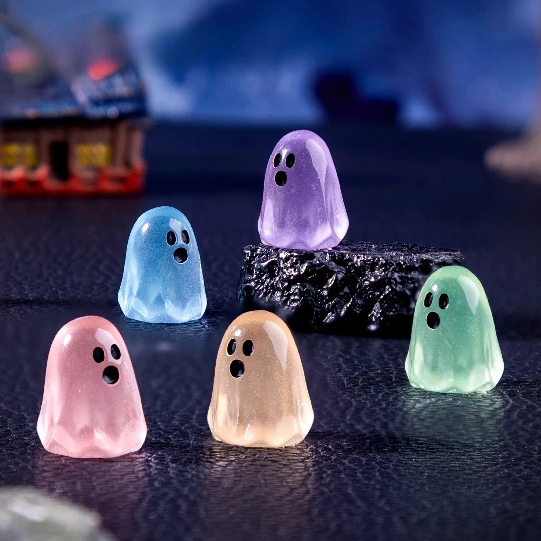 D2 Luminous 6Pcs Ghost Figures Glowing At Night Action Figure Mini Micro Landscape Miniatures Halloween Room Decoration Gifts