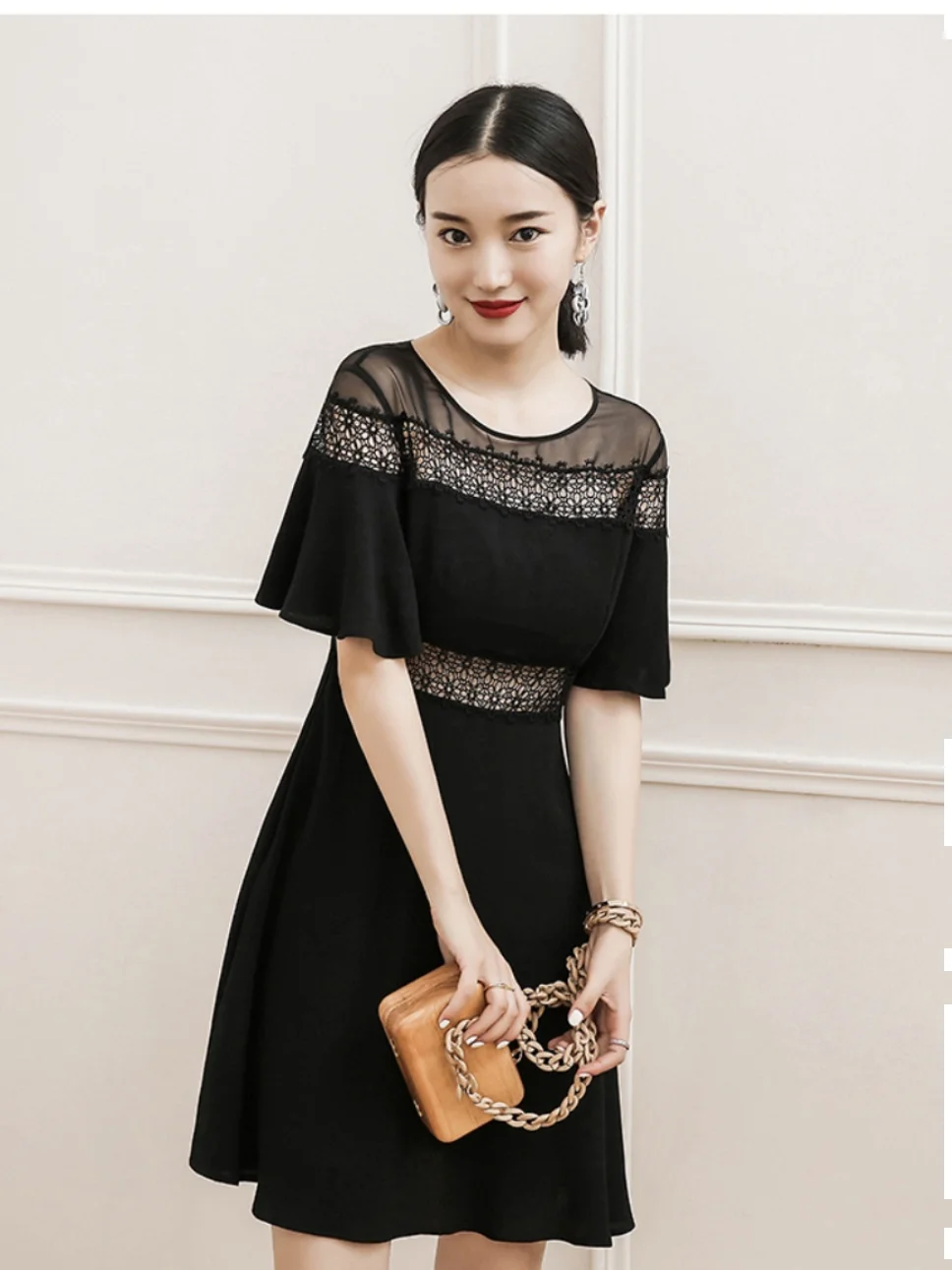 

Sexy Lace oulder Bared Hollow out ort Sve Little Bla Dr with Flared Sves RonRon Commuter Sle High Waist Zipper