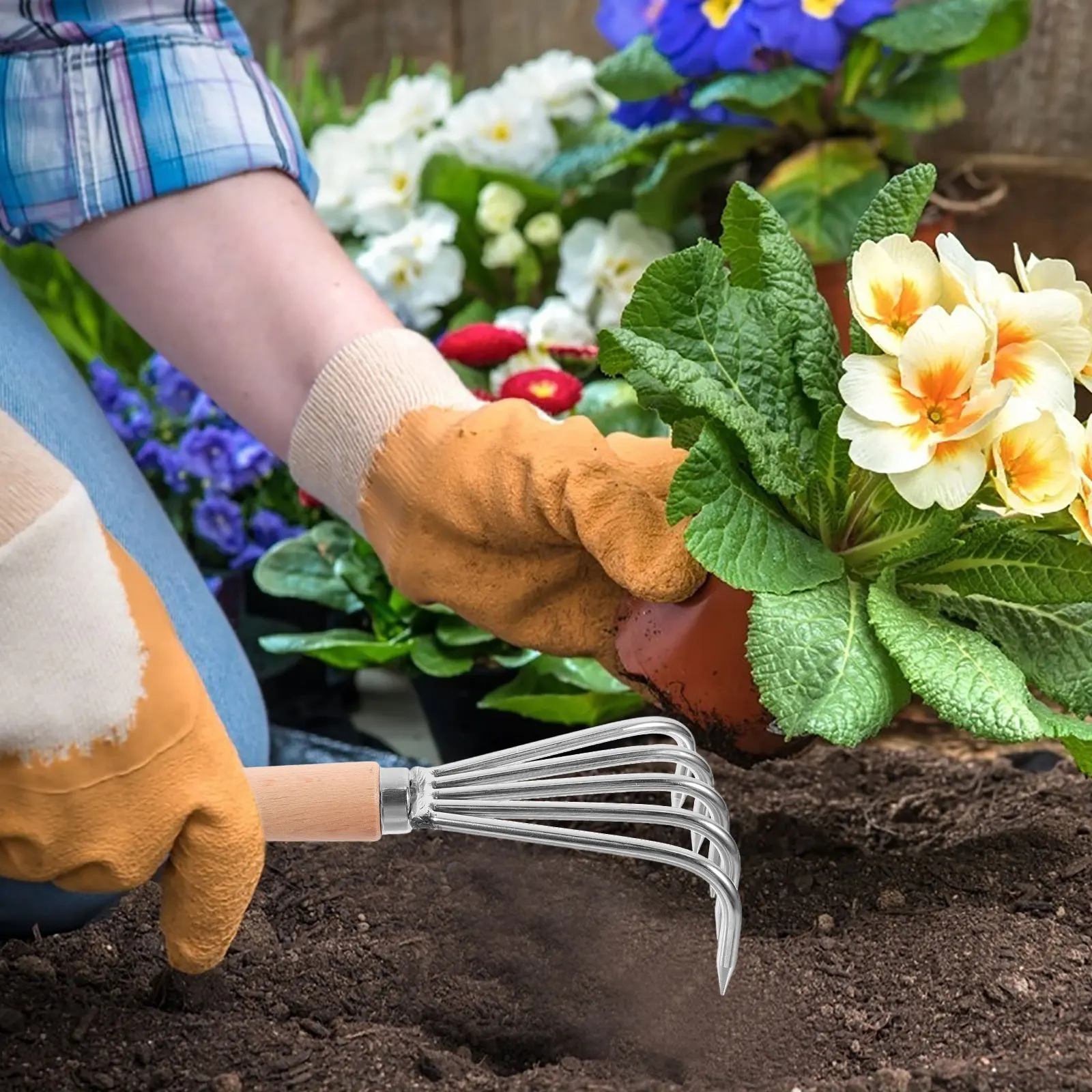 

Small Stainless Steel Garden Rake Hand Rake Wood Handle Precision Tines for Loosening Soil Weeding Gardening Tools