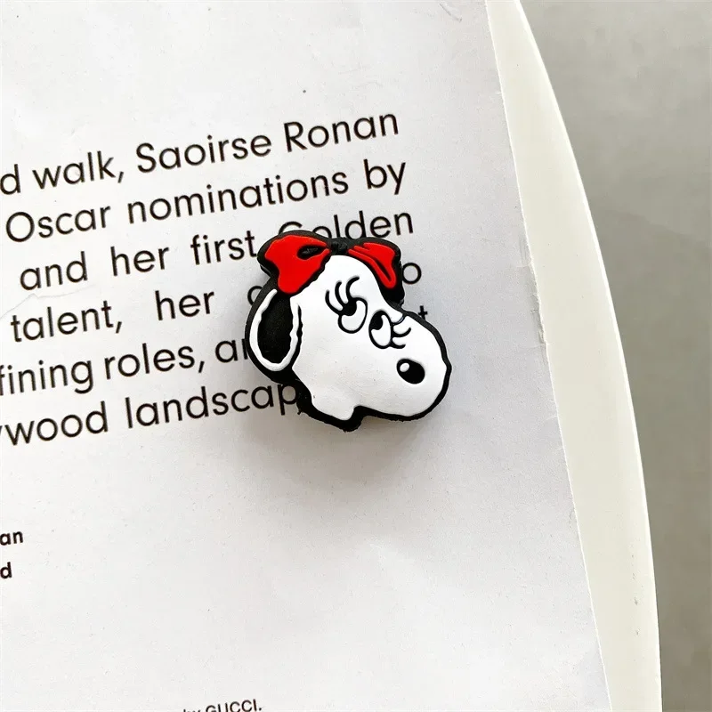 Snoopy funda de Cable de dibujos animados con Protector de mordedura de Cable, Protector de Cable de cargador USB suave, datos de protección para