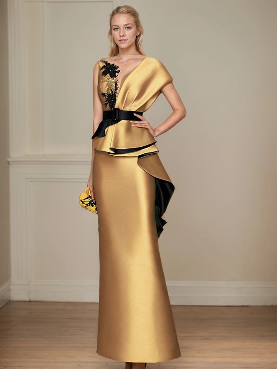 فستان سهرة أنيق غمد من الساتان رقبة على شكل V بدون أكمام بطول الأرض مزين بالتطريز فستان زفاف الضيوف 2025 مخصص مجاني