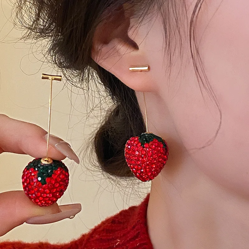 2 Pcs Rhinestone Strawberry Earrings for Women Sweet Lovely Girl Heart Drop Earrings Temperament Light Luxury Jewelry Wholesale