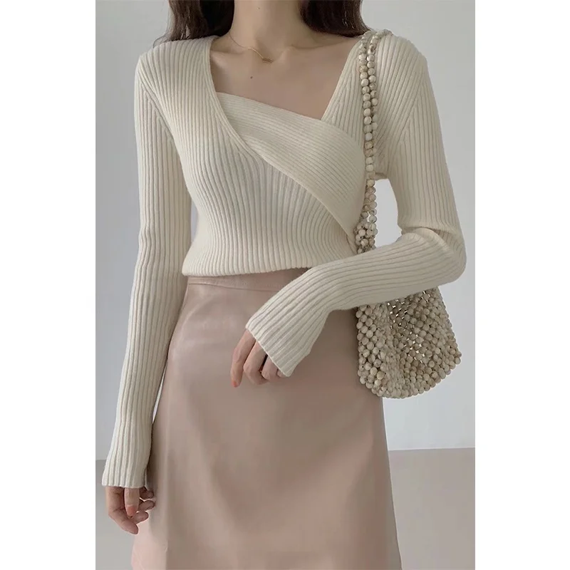 

Stylish Women's Cross Knitwear Base Shirt Autumn Winter High-End Sensation Fashion Design Inner Wear Knitted Top Winter