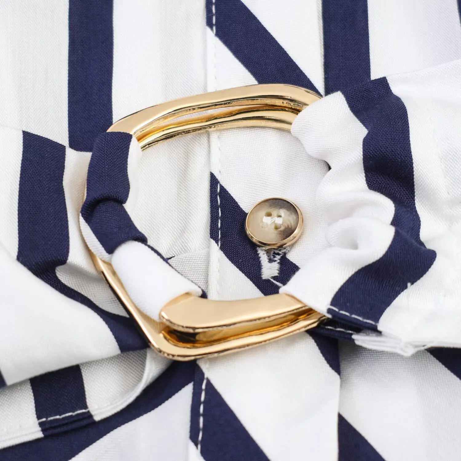 Neues 2026 Damen Gestreiftes Langes Kleid mit Gürtel Frühling Herbst Lässiger Hemdenstil Einreihiges Kleid Mode Freizeit Damenkleid – Detail 9