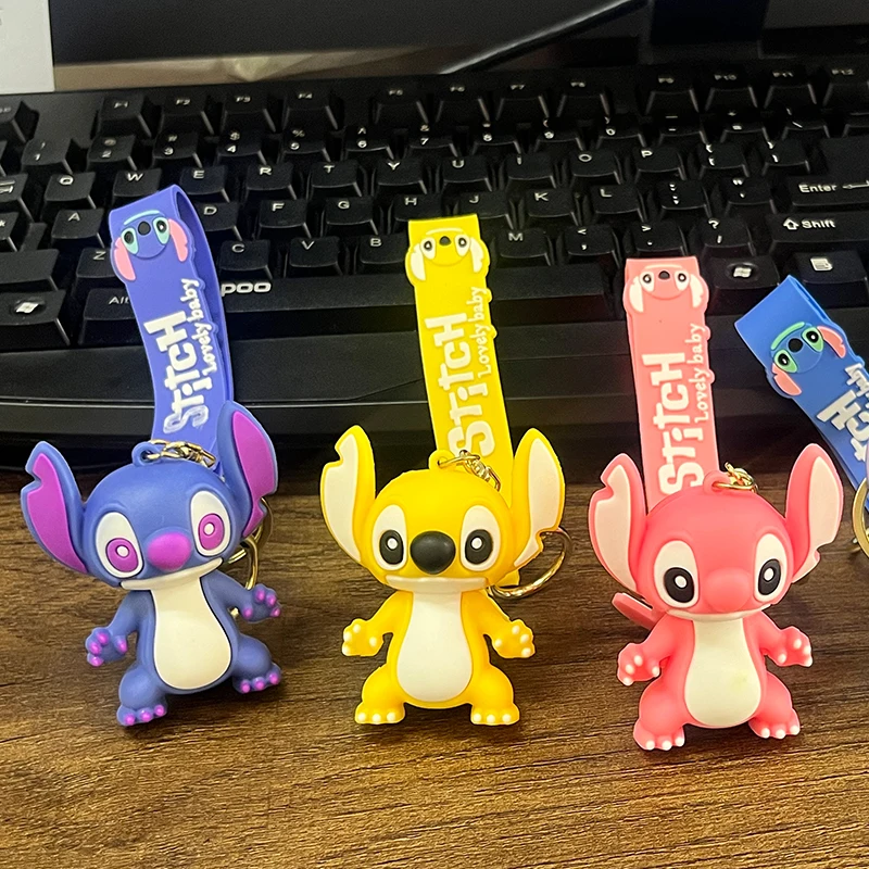 Cartoon Disney Lilo & Stitch Silikon-Anhänger-Schlüsselanhänger für Damen und Herren, Fans, schöner rosa, blau, lila Stich-Engel-Schlüsselanhänger, Geschenke