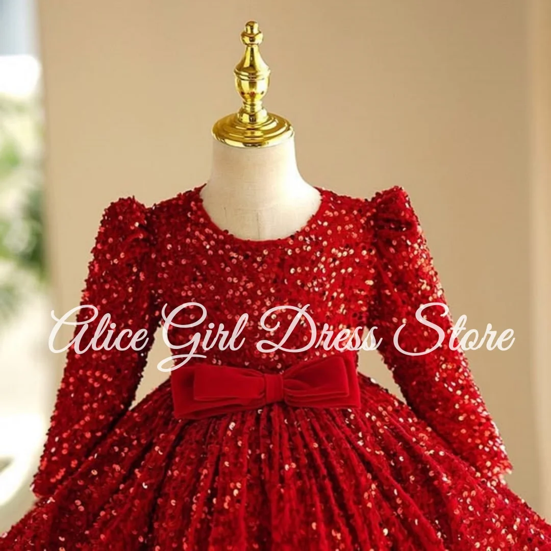 فساتين فتاة الزهور الحمراء المخصصة لحفلات الزفاف مع الأقواس اللامعة والترتر بطول الركبة أول مناولة للأطفال فساتين حفلات أعياد الميلاد