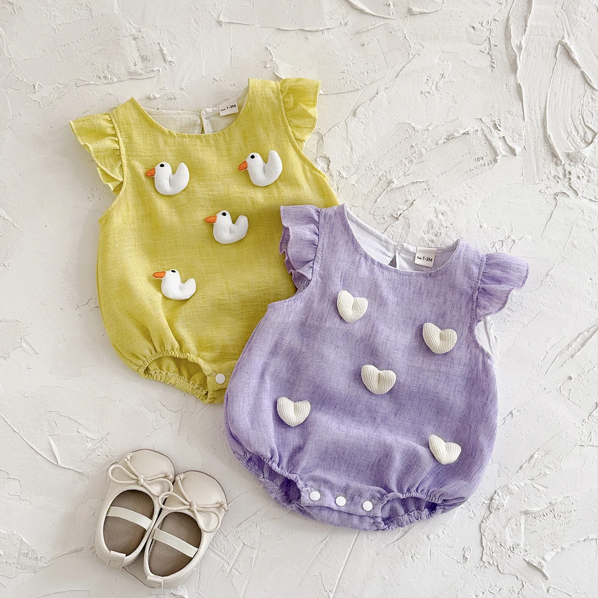 

0-18M Infant Boys Baby Girls Sweatshirt Bodysuit Triangle Bubble Romper Cute Cartoon Duck/Love Summer Newborn Clothes