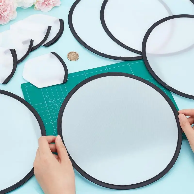 1PCS 25cm Folding Fan Simple Circular Performance Portable Round Hand Woman Blank Handheld