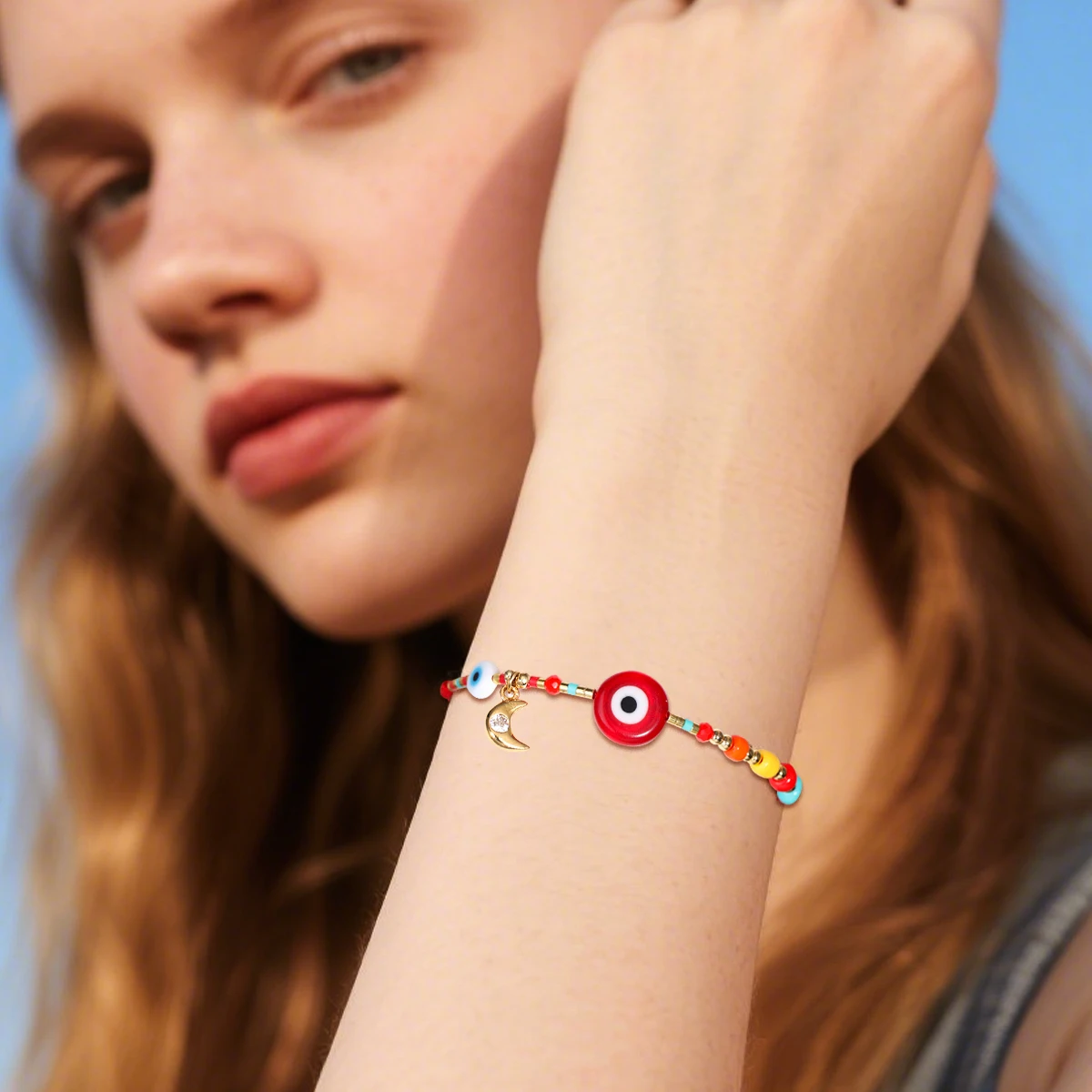 

New Bohemian Style Hand-Woven Women's Bracelet Pig Nose Beads, Glass Eye Beads, Red Rope, Graduation Season Souvenir Gift