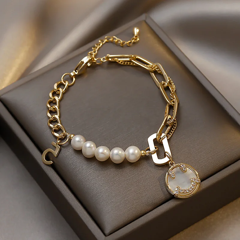 2024 Fashion Pearl CC bracelet Vintage Summer Woman Number 5 Chain Bracelets Luxury Jewelry