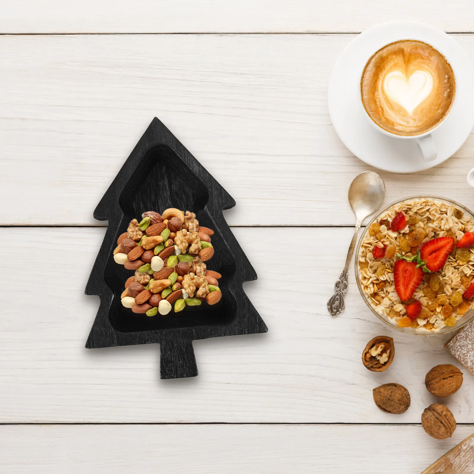 

Christmas Tree Shaped Fruit Tray Large Capacity Smooth Surface Dessert Plate For Party Snacks Nuts Dry Fruits Serving