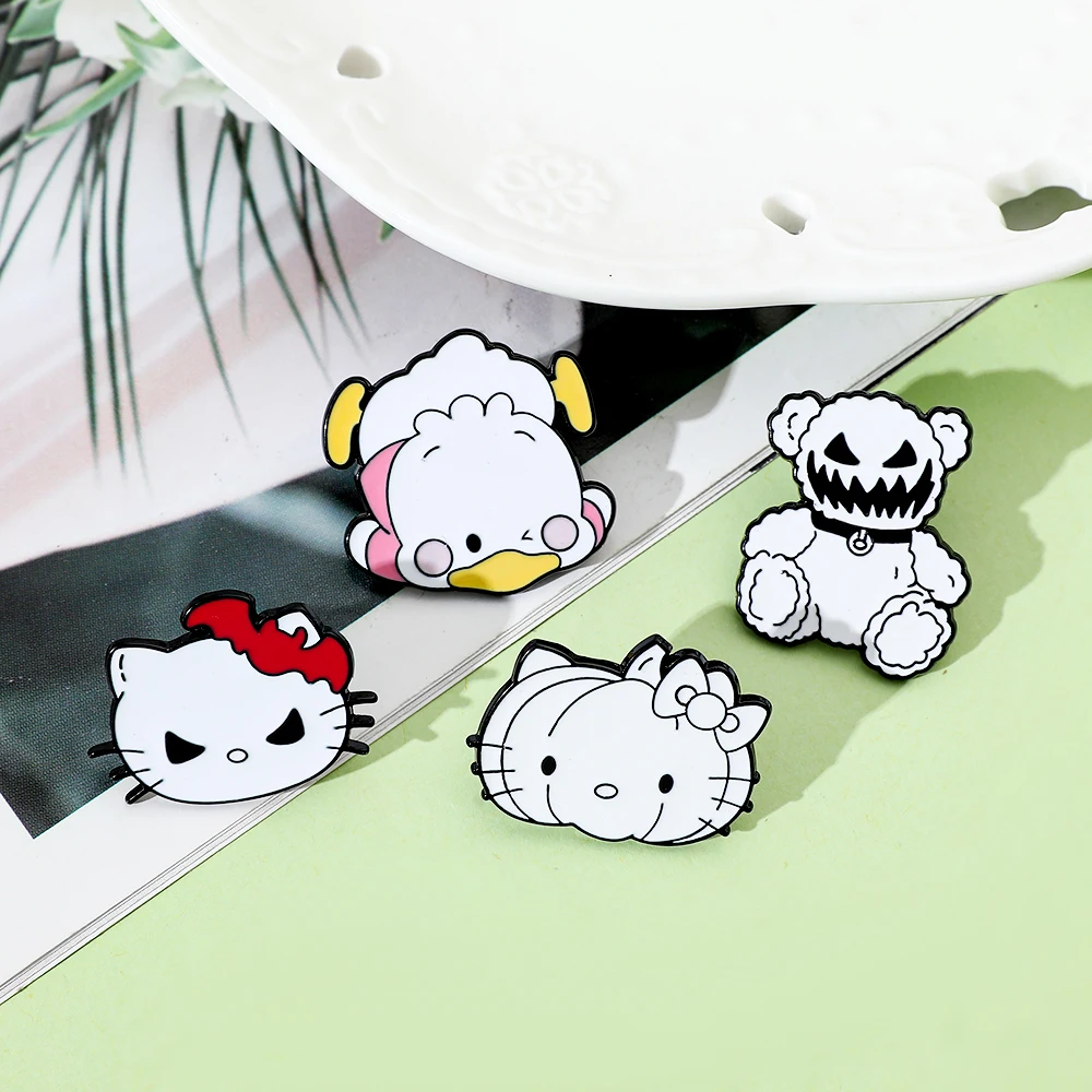 

Sanrio Classic Cartoon Figure Badges Fashion Funny Hello Kitty Enamel Brooch for Best Friend Halloween Theme Party Accessories