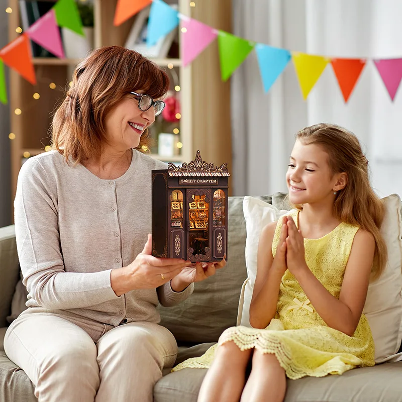 DIY Christmas Bookshelf Kit-3D Wooden House Assembly Model with Creative Bookshelf Decorated with LED Lights