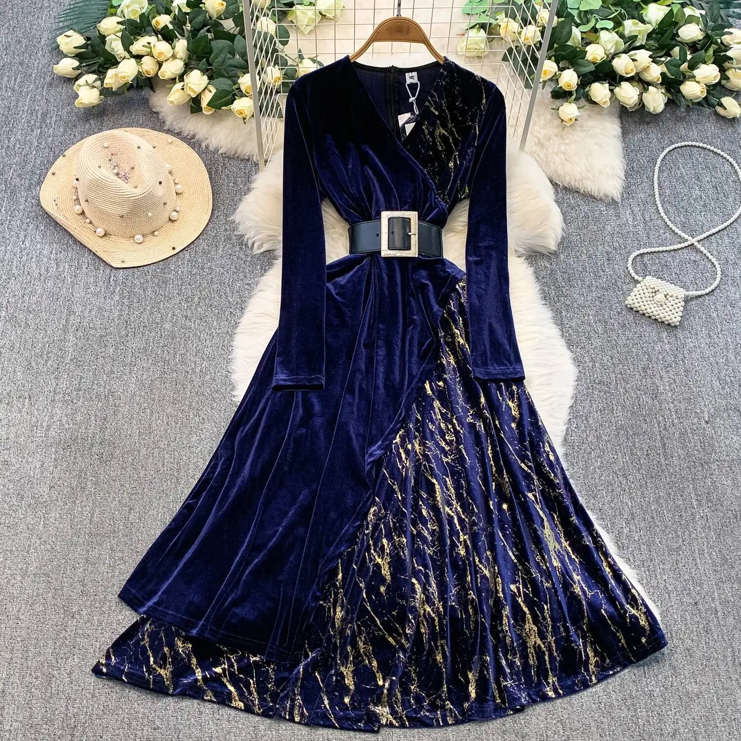 Chic Vintage Criss-… - image