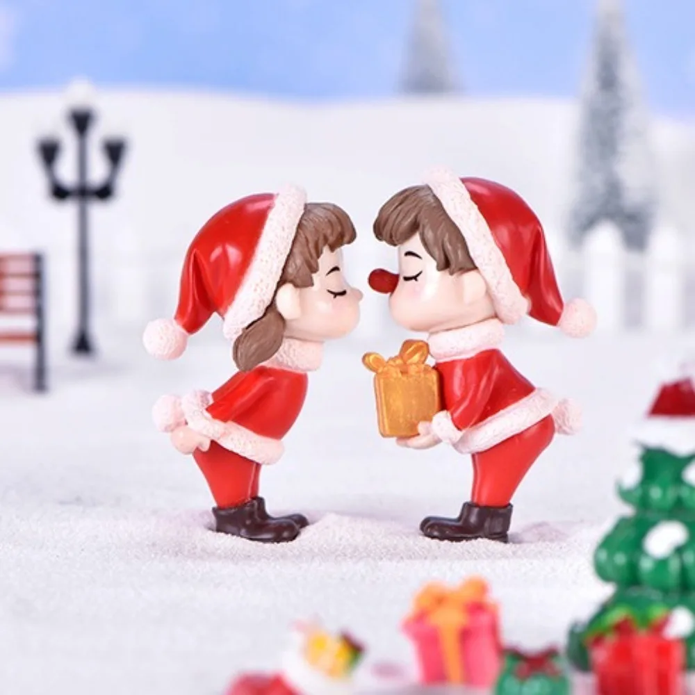 2Pcs Boy Girl Merry Christmas Couple Decorations Micro Landscape Figure Toys Christmas Couple Figurines Creative Sweety