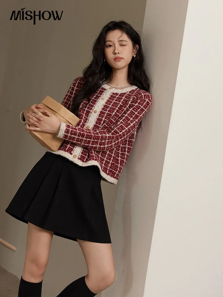 MISHOW Plaid Tweed Sweater Women Retro Red Contrast Color O-Neck Plaid Cardigan 2024 Autumn Winter Fashion Knitwear MXD34Z0937