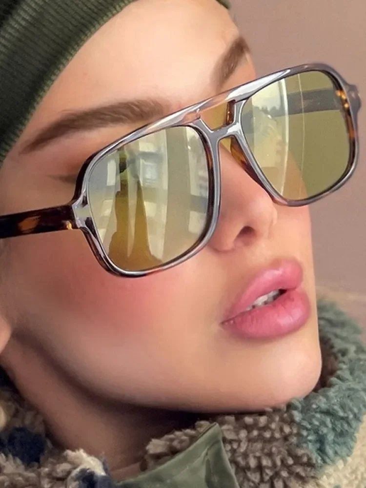 

Women's Vintage Pilot Sunglasses Oversized Square Frame Double Bridge Designer Shades Black Luxury Fashion Sun Glasses Eyewear