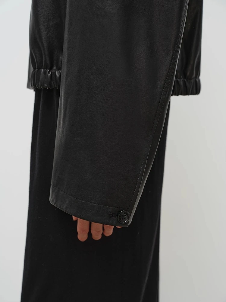 سترات قصيرة غير رسمية من الجلد الطبيعي للنساء لربيع وخريف 2025 معطف جديد راقي وبسيط وكلاسيكي ناعم أسود من جلد الغنم الحقيقي #6