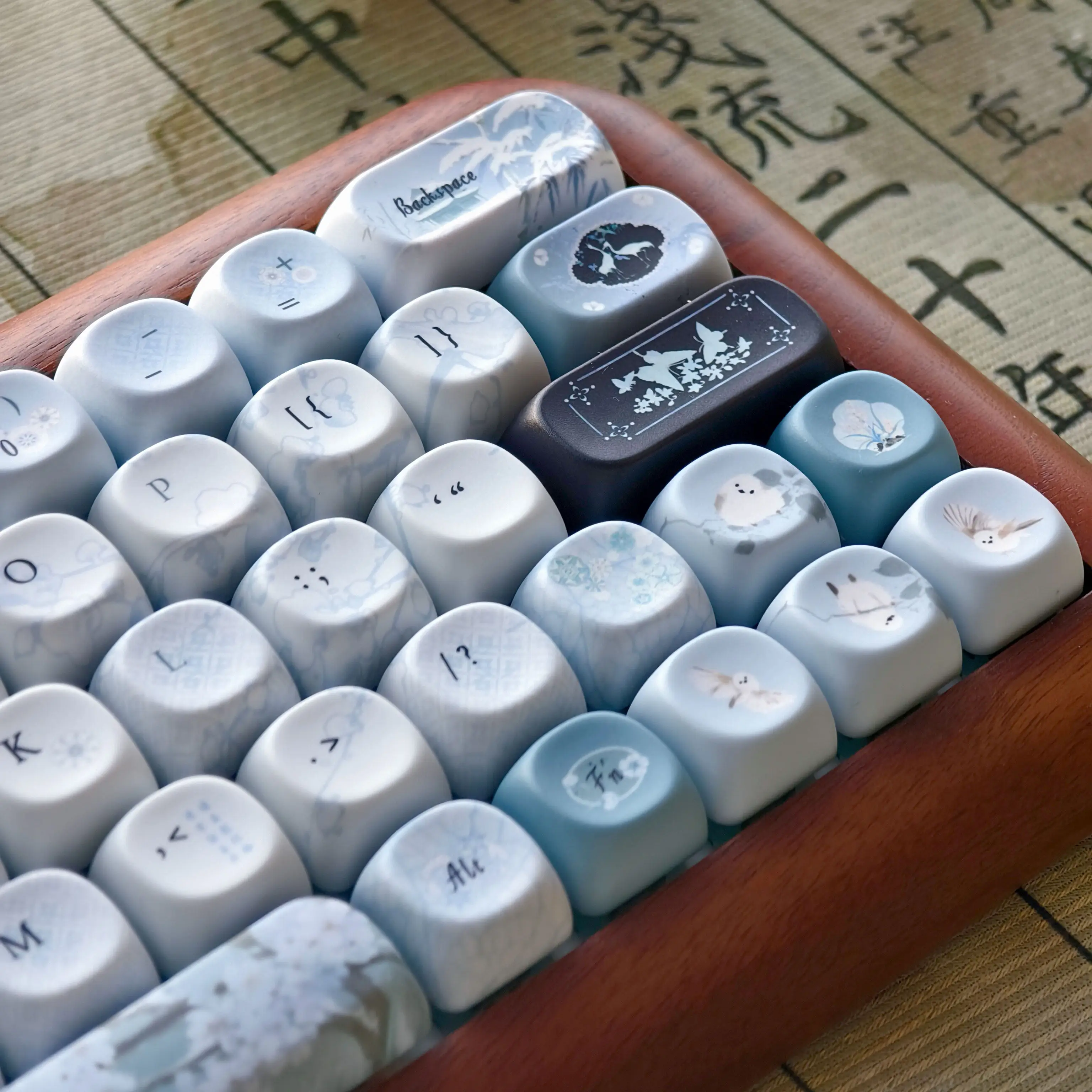 

120 Keys MOA Profile Fallen Plum Blossoms Theme Keycap 5 Side Dye Sublimation PBT Keycaps for Cherry MX Switches Gaming Keyboard