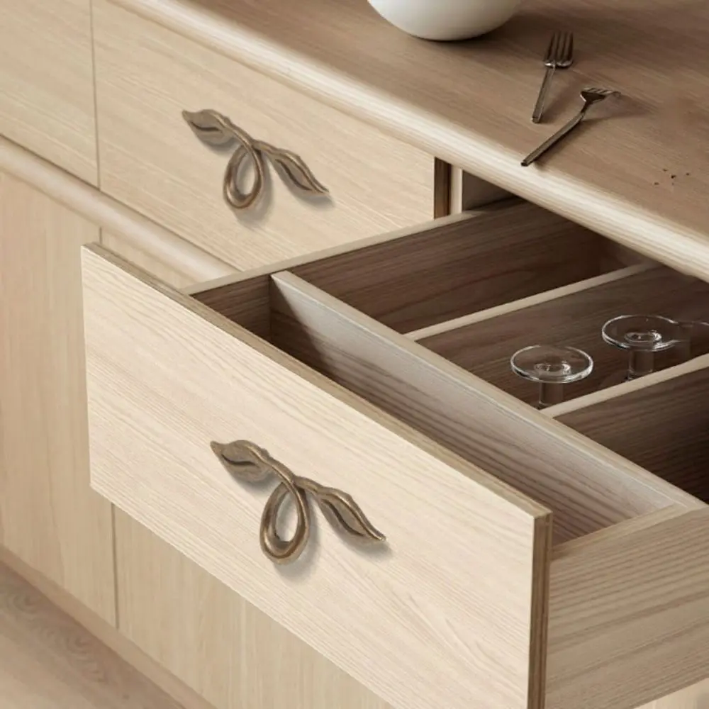

Decorative Zinc Alloy Leaf Shape Pulls Hole Distance Leaf Shape Vintage Pulls Decorative European Style Drawer Knobs Drawers
