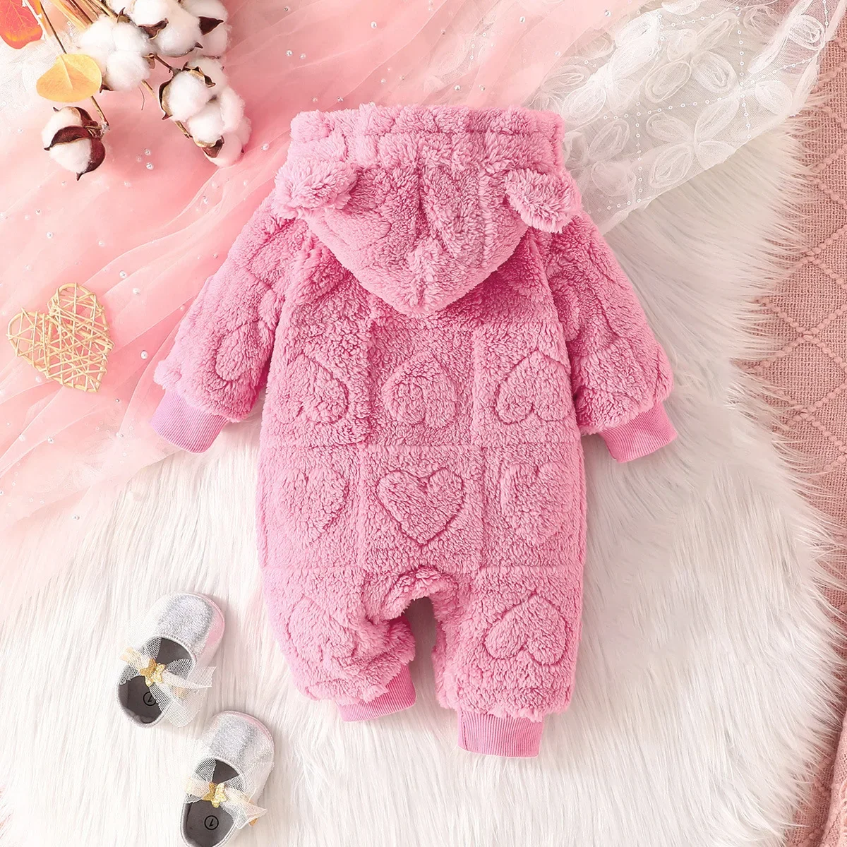Baby Heart Embossed Fleece Hooded Romper Bear Jumpsuit Thick Warm Infant Winter Onesuit Cozy Sleep Suit Newborn Snowsuit ZYD47