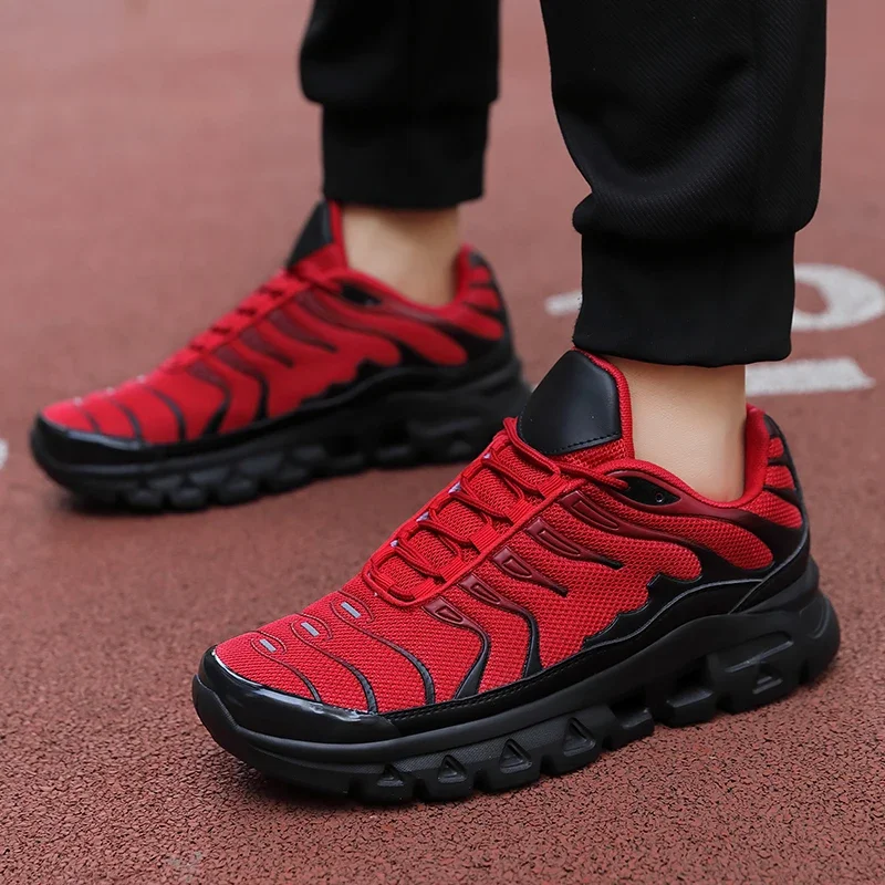 

New Men Running Shoes Outdoor Leisure Sports Breathable Jogging Sneakers Fashion Loafers Outdoor Casual Shoes Hiking Shoes