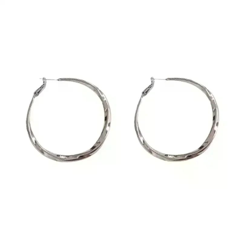 الأقراط العصرية هوب غير المستوية مخطط الهيب هوب روك نمط غير عادية حلقة الأقراط للفتيات هدية المجوهرات اليومية