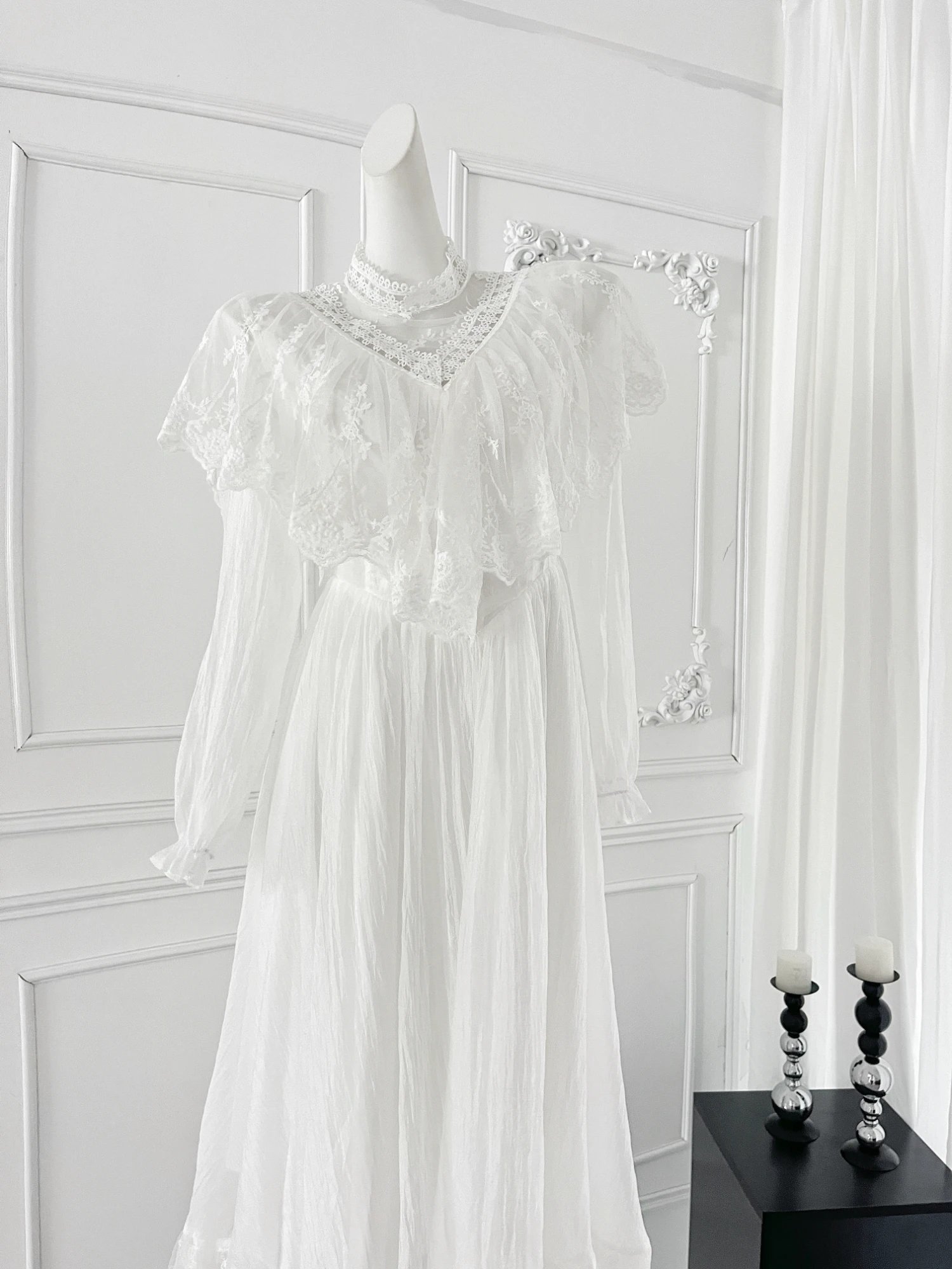 chinese dress ladies Exclusive White Victorian Gown 2 Years / Without Train